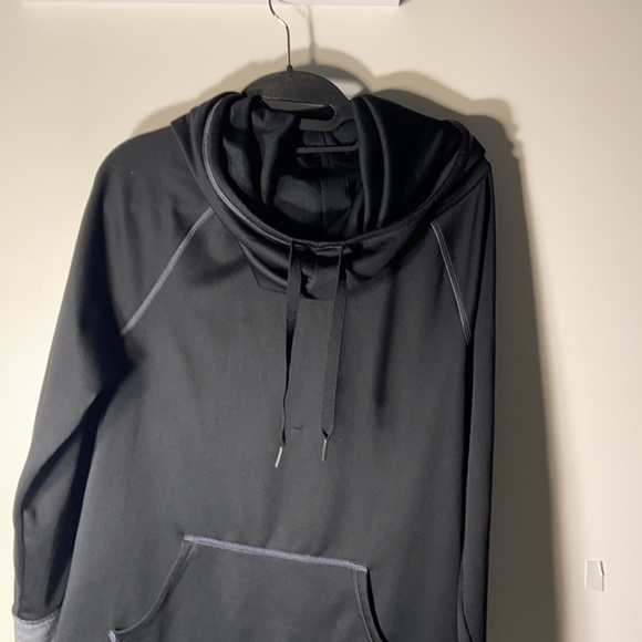 Champion sweatshirt with hoodie - Picture 2 of 7